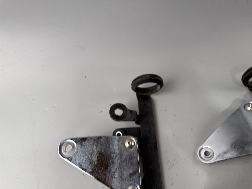 Suzuki GSF600 GN77B Bandit Scheinwerfer Halter headlight holder