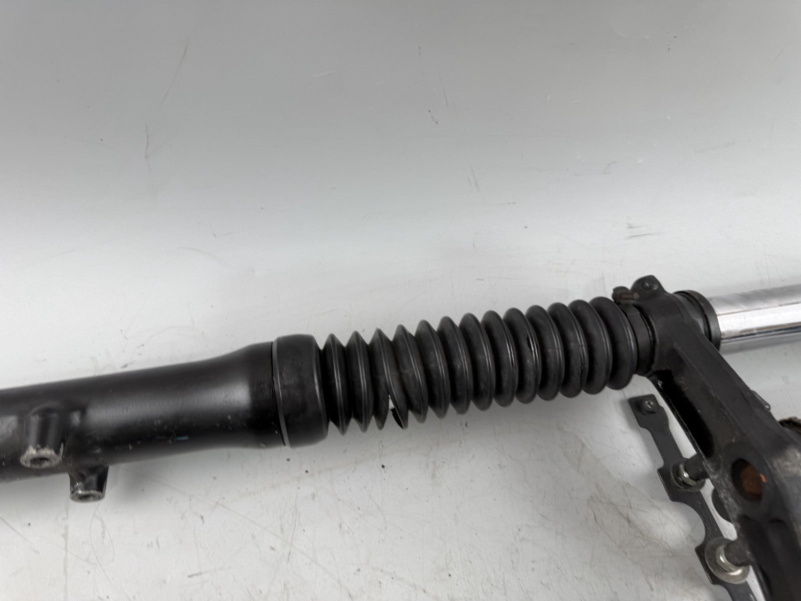Kawasaki Z 750 GT KZ750P Gabel Standrohr Tauchrohr Fork Absorber Federung