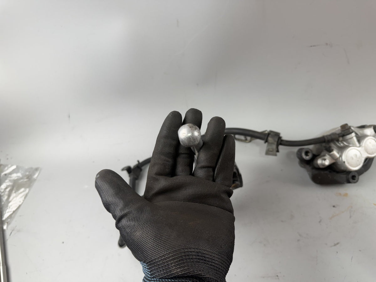 Yamaha XJ 600 Diversion 4BR 4LX Bremsanlage Bremse Sattel Pumpe vorne front Brak