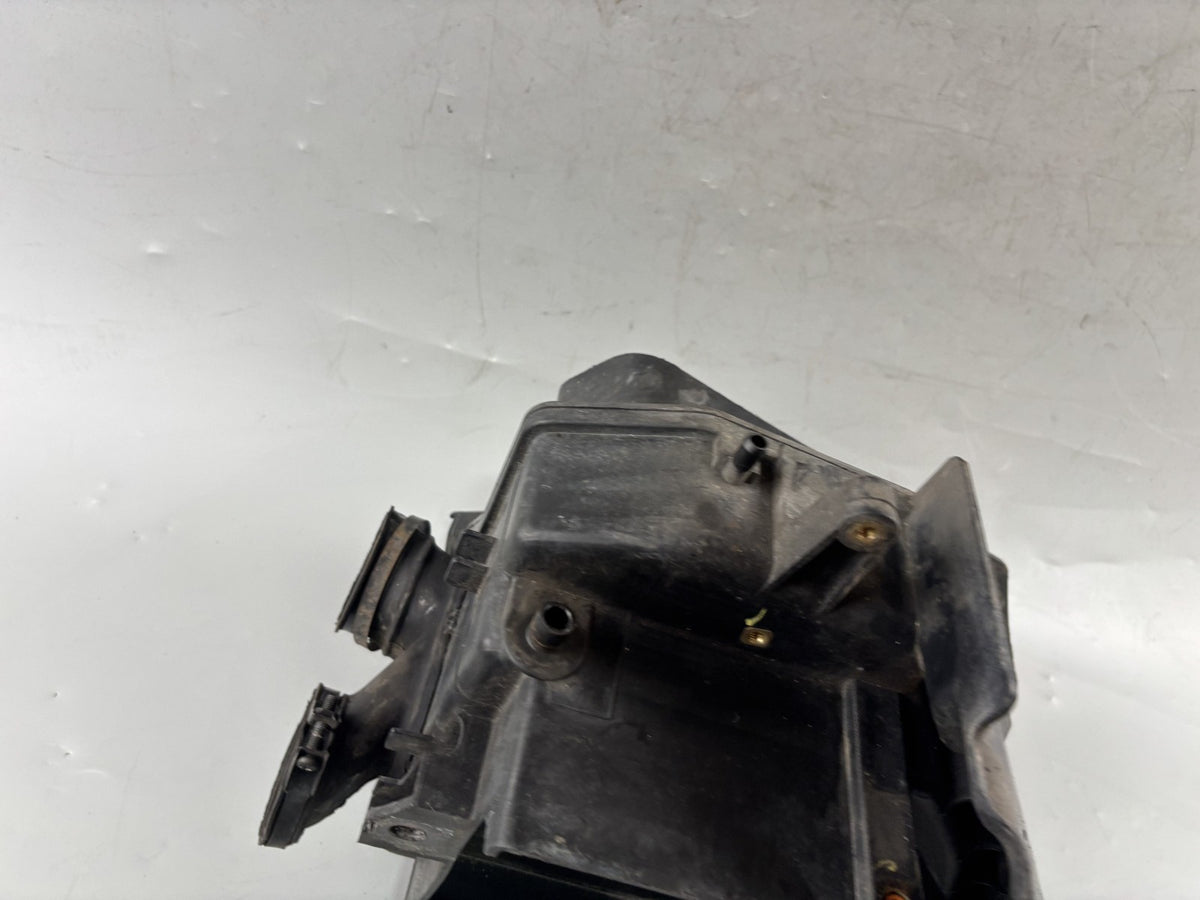 Honda CB 450 S PC 17 Luftfilterkasten Airbox Ansaugung Motor Engine