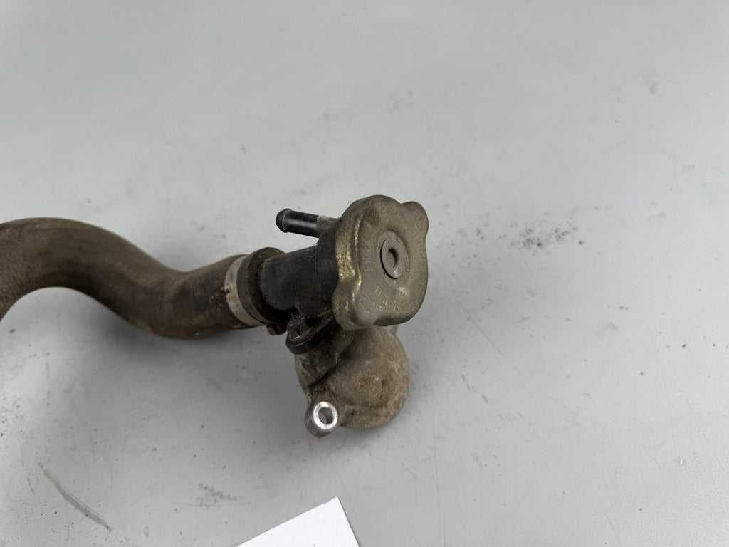 Honda CBR 600 F PC19 Thermostat Einfüllstutzen Kühler Cooler