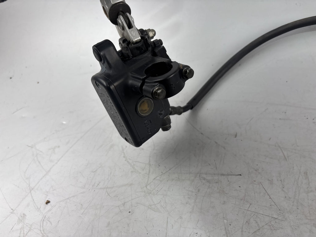 Honda CBF 600 S PC38 Bremspumpe Brake Bremse vorne front Hebel Pump