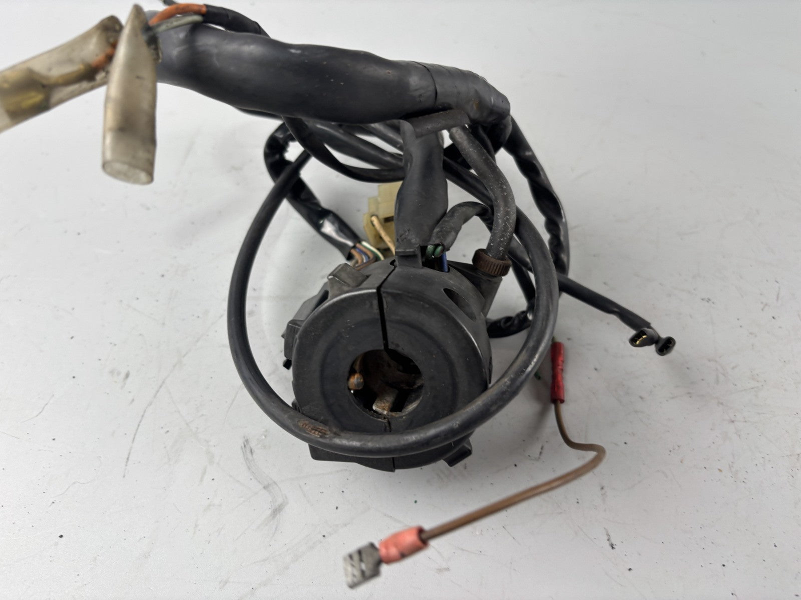 Honda VF 750 F RC15 Lenkerschalter Switch Handlebar Electric Gasgriff links