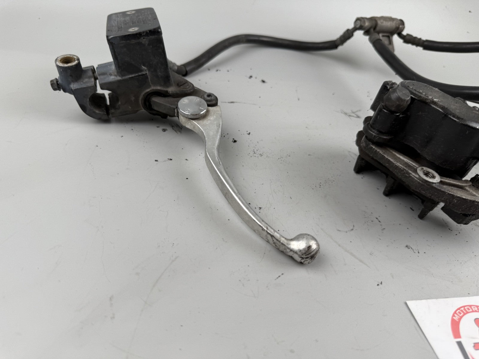 Suzuki GSF600 GN77B Bandit Bremsanlage Brake Bremse front vorne Sattel Pumpe