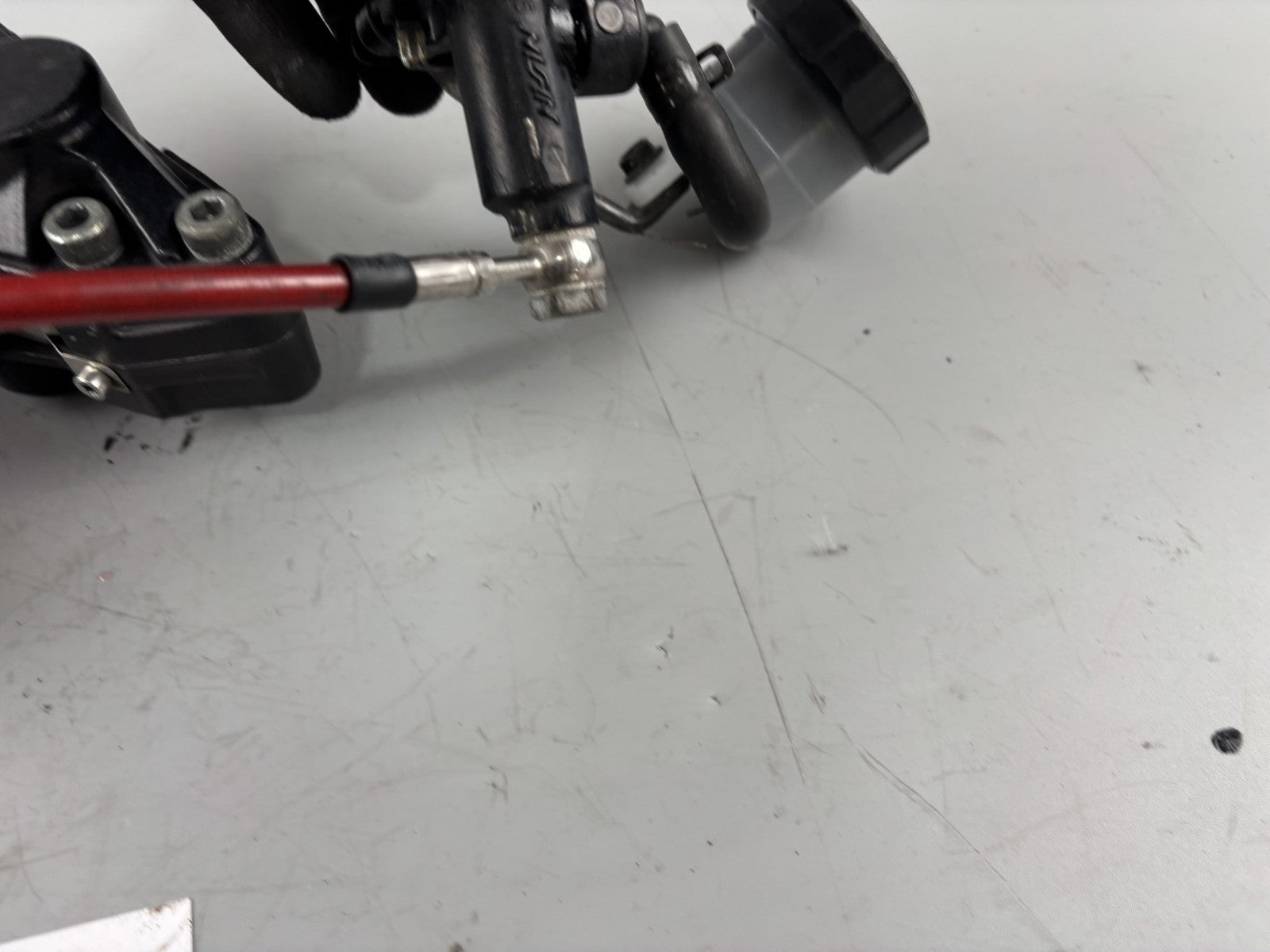 Suzuki GSX-R 750 W GR7BB Bremsanlage Brake Bremse Sattel Pumpe vorne front