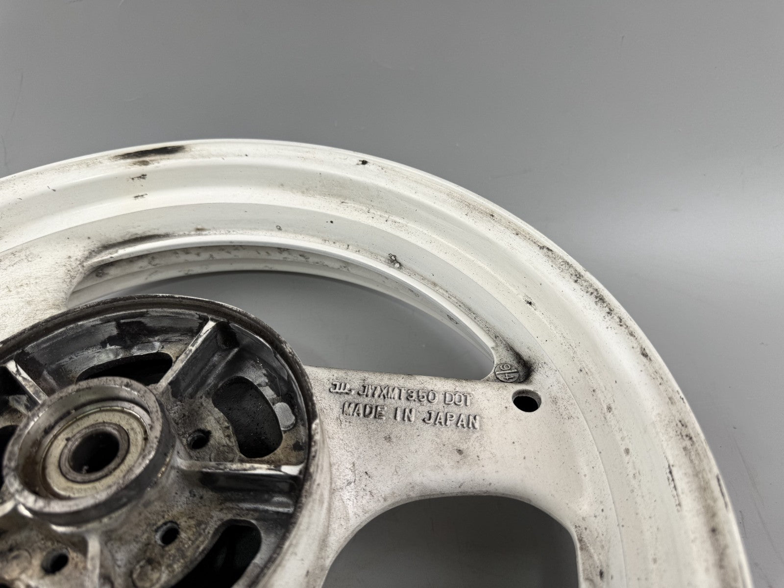 Suzuki GS500E GM51B Hinterradfelge Felge Rim Rad Speichen hinten back