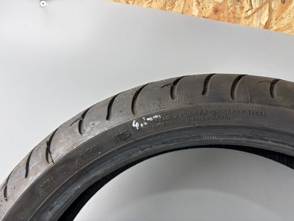 Motorrad Reifen Wheel 120/70 ZR17 Metzeler Roadtec Z6 13/2025 DOT 4,2mm