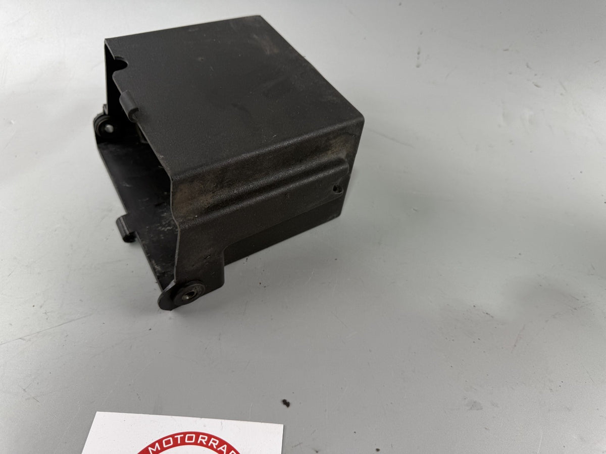 Triumph Speed Triple 900 T300B Batteriefach Halterung Holder