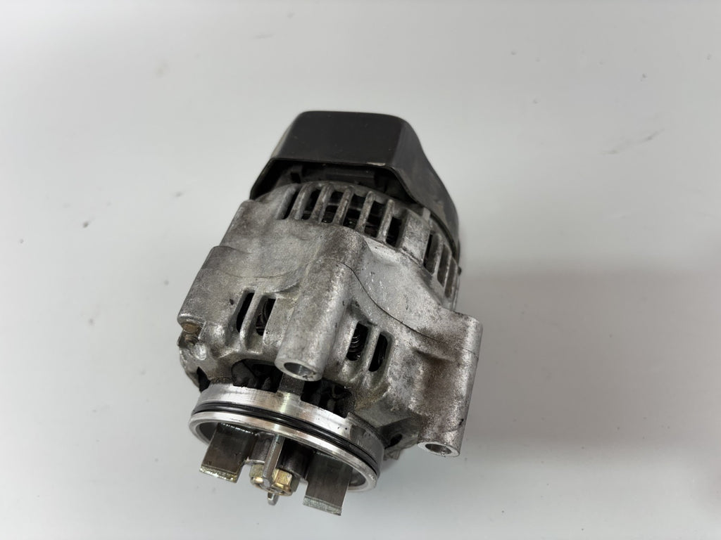 Triumph Daytona 955 T 595 Lima Lichtmaschine Generator Lightmachine Stator