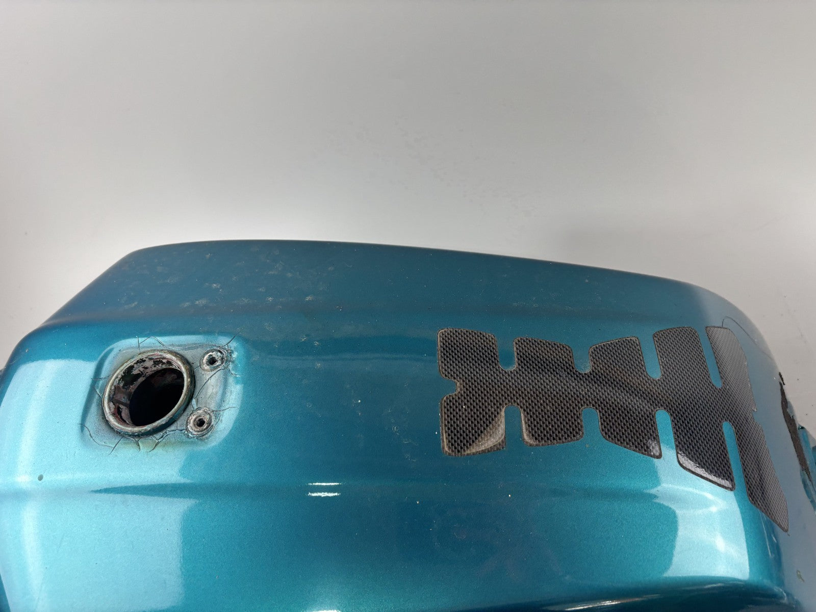 Kawasaki Z 750 GT KZ750P Tank Benzintank Kraftstofftank Fuel Gas Gasoline