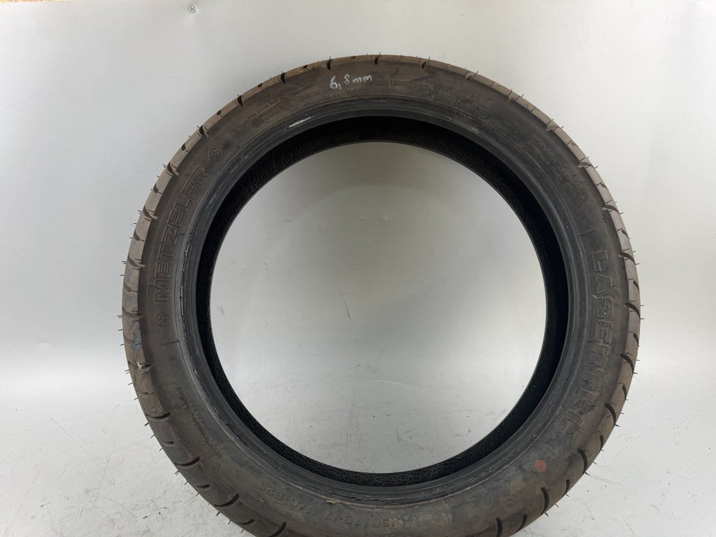 Motorrad Reifen Wheel 130/70 ZR17 Metzeler Lastertac 08/2018 DOT 6,8mm