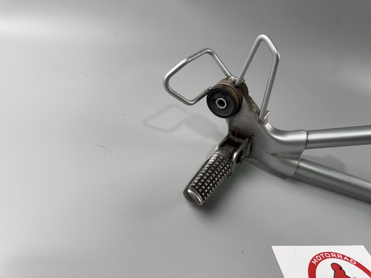 Suzuki GSF 600 Bandit POP WVA8 Soziusfußrasten Foot Step Hangers Beifahrer re
