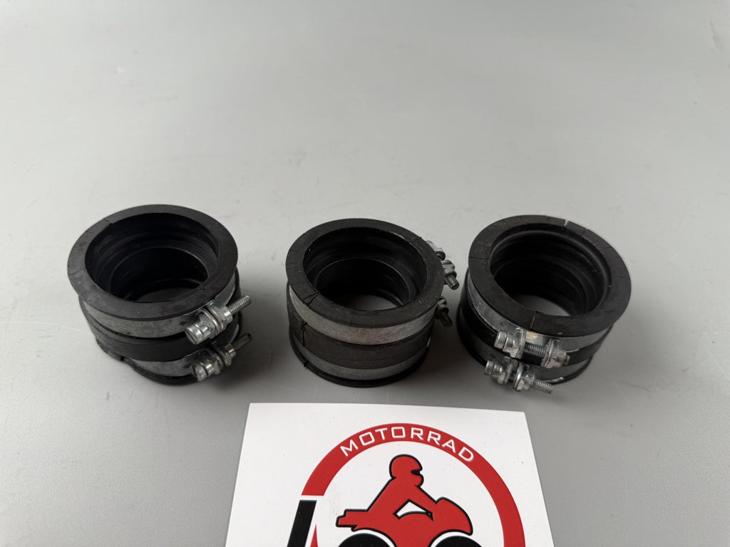 Triumph Speed Triple 900 T300B Ansaugstutzen Gummi Rubber Motor Engine
