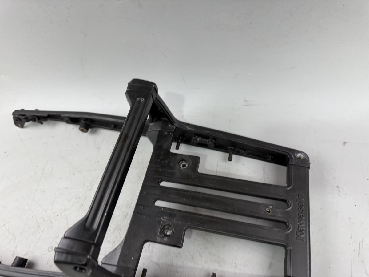 Kawasaki Z 750 GT KZ750P Gepäckträger Spoiler Träger hinten bag Kofferträger