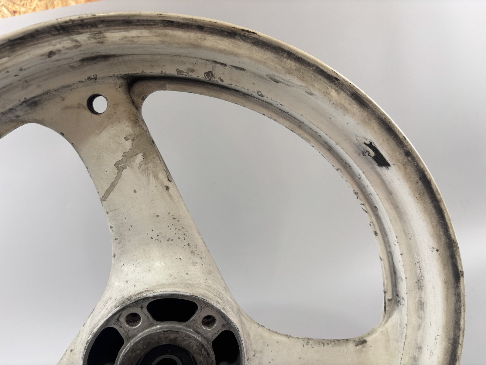 Suzuki GS500E GM51B Vorderradfelge Felge Rim Rad Speichen vorne front