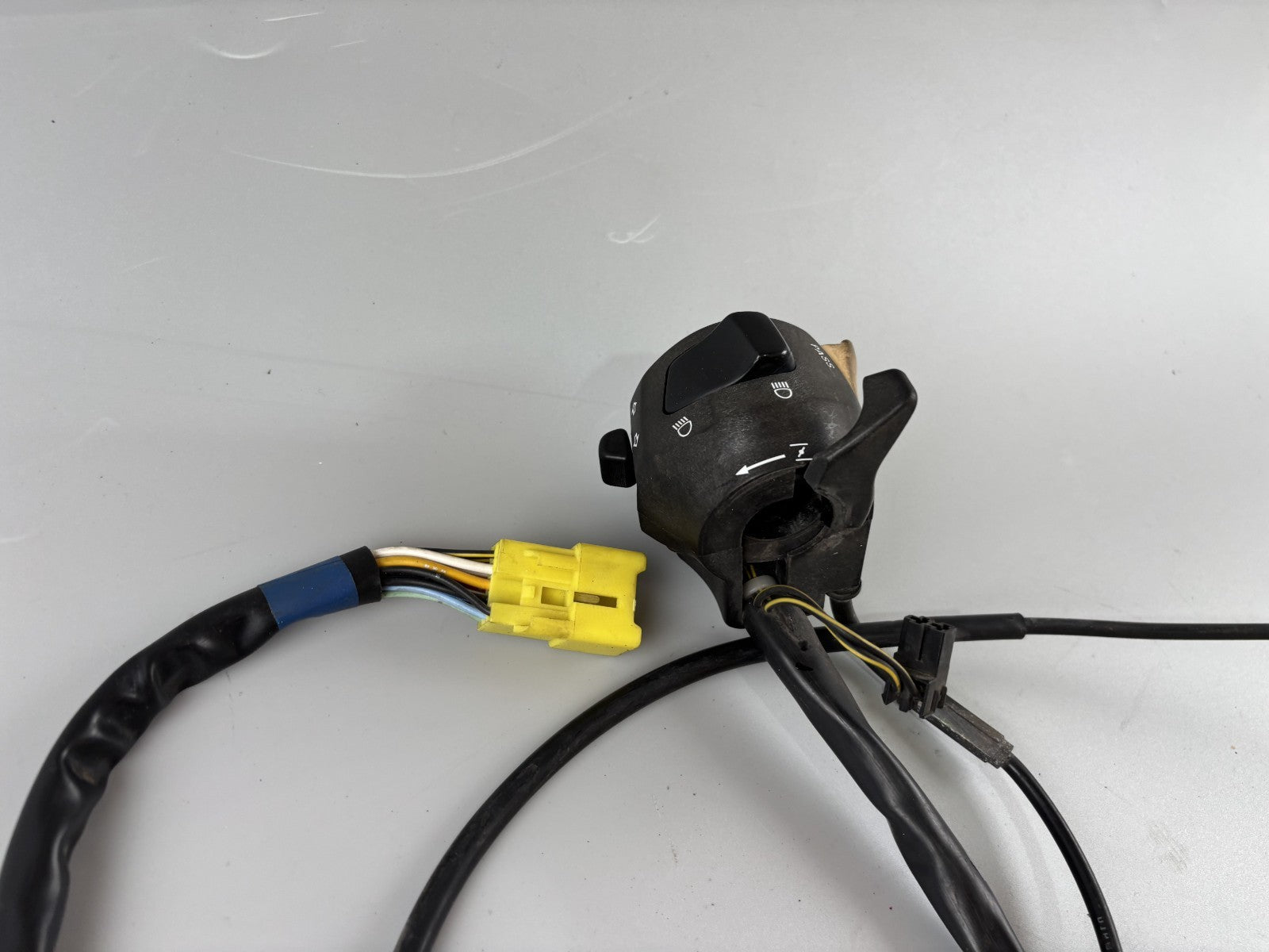 Suzuki GS 500 EU GM51B Lenkerschalter Handlebar links left Choke Electric