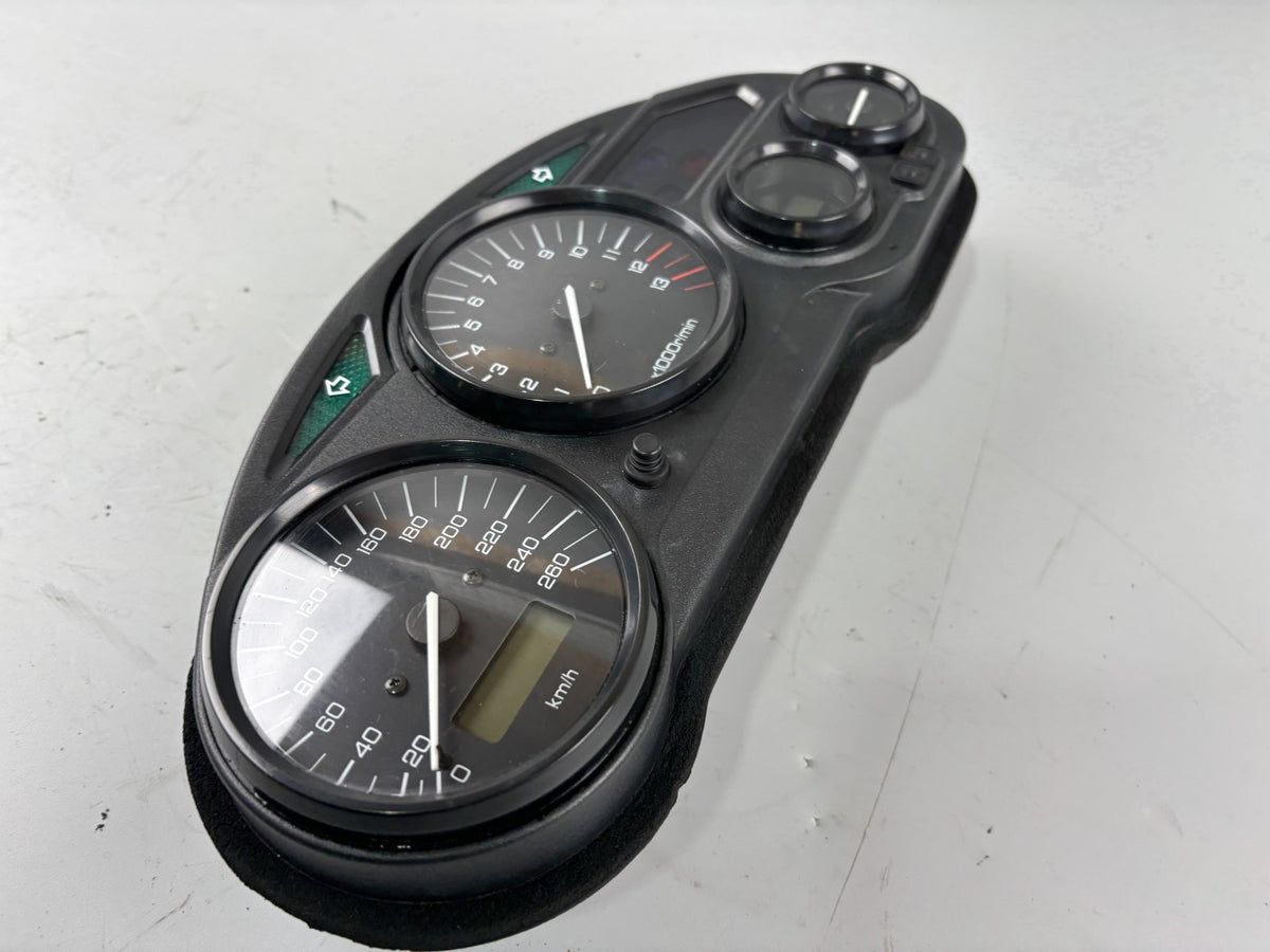 Suzuki GSX 750 F AK11 Tacho Speedometer DZM Drehzahlmesser Instrumente Cockpit