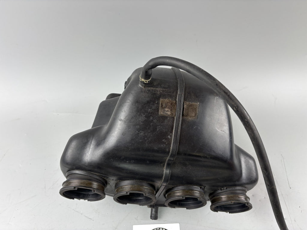 Suzuki GSX 750 F AK11 Luftfilterkasten Airbox Ansaugung Air
