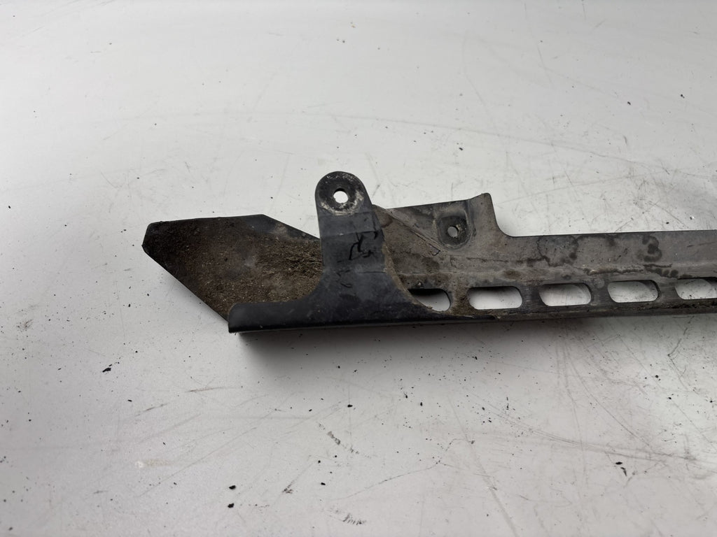 Yamaha FZS600 Fazer RJ02 Kettenschutz Abdeckung Cover Verkleidung Chain