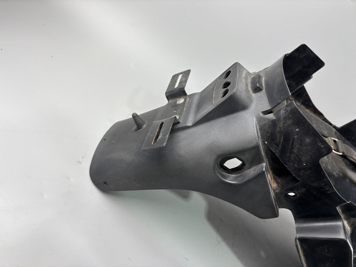 Suzuki GSX 750 F AK11 Radlauf Spritzschutz Cover Verkleidung Fender Innen