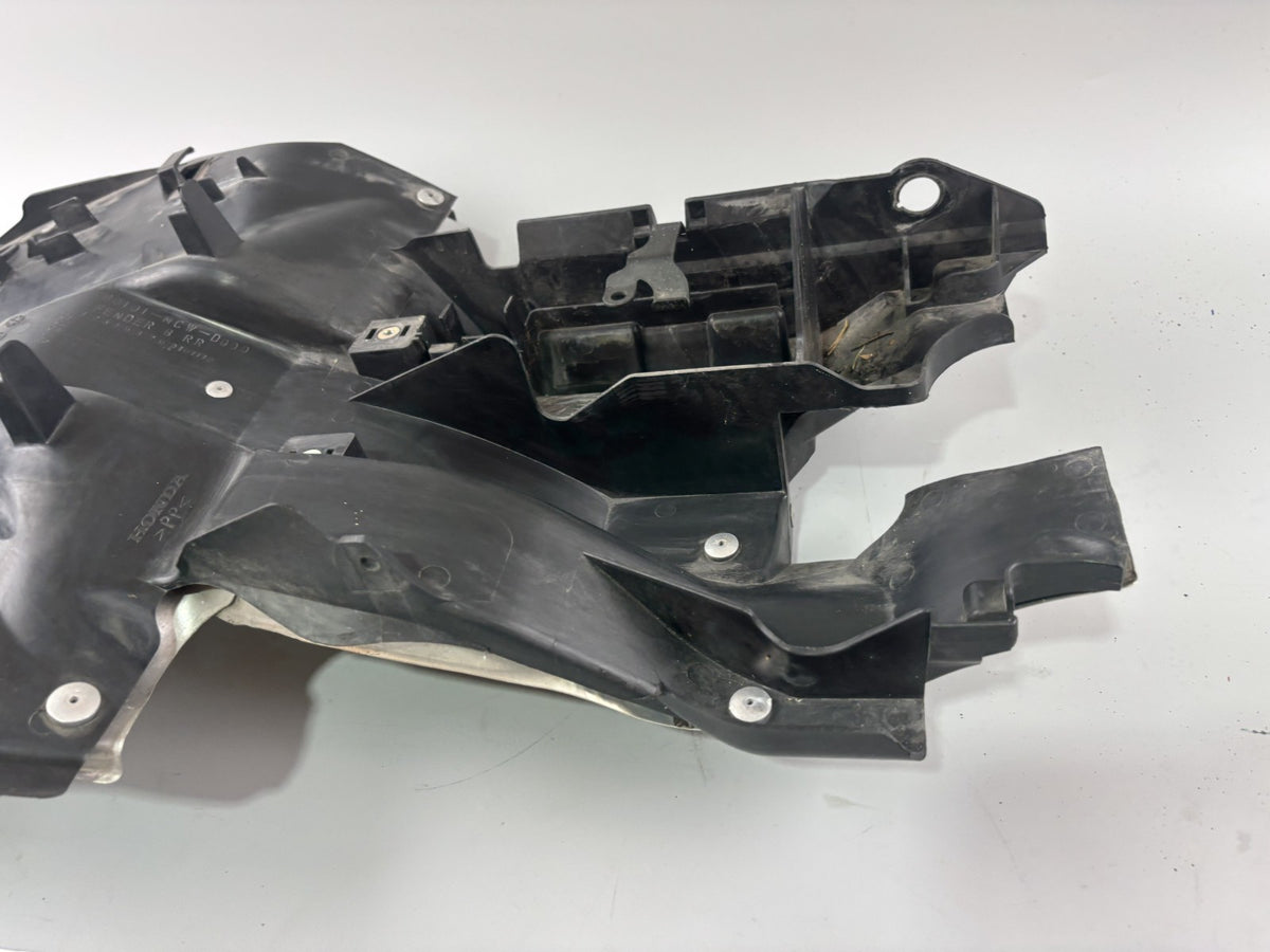 Honda VFR800 RC46/2 VTEC Heckuntersicht Radlauf Verkleidung Innen Cover