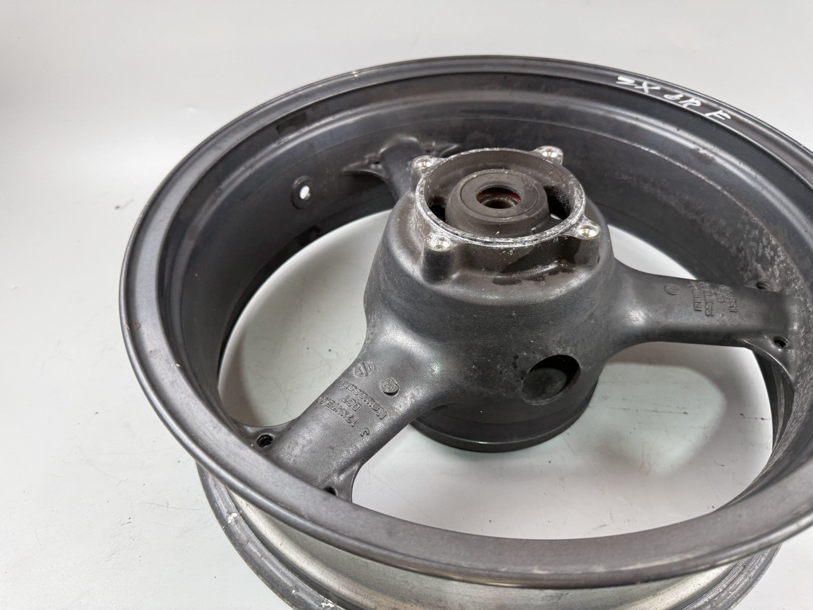 Kawasaki ZX-6R ZX600F Hinterradfelge Rim back hinten Rad