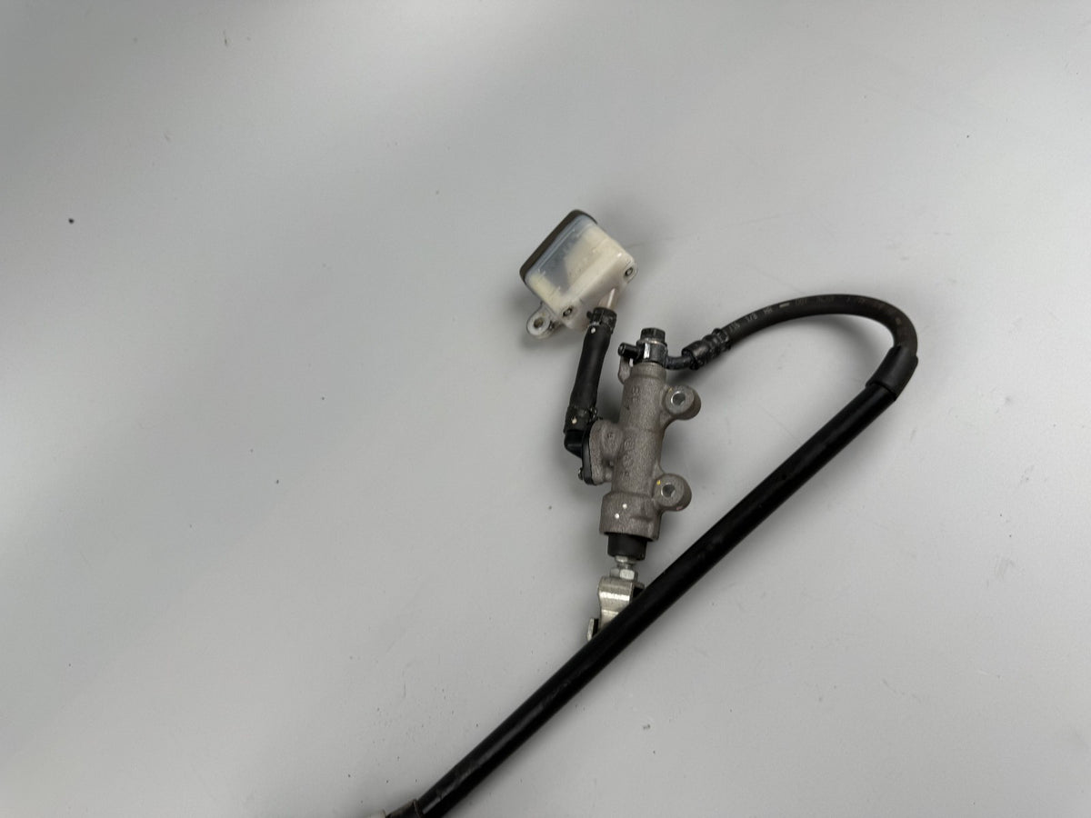 Honda CBR125 JC50 Bremspumpe Bremse Brake Bremssattel hinten back Leitung