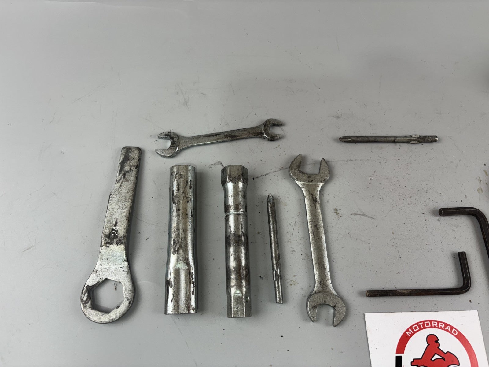 Kawasaki EX500D GPZ500S Werkzeugbox Bordwerkzeug Tools