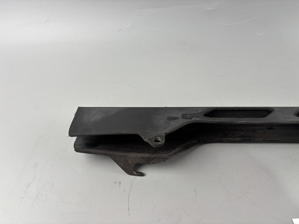 Honda VF 750 F RC15 Kettenschutz Chain Abdeckung Cover Verkleidung