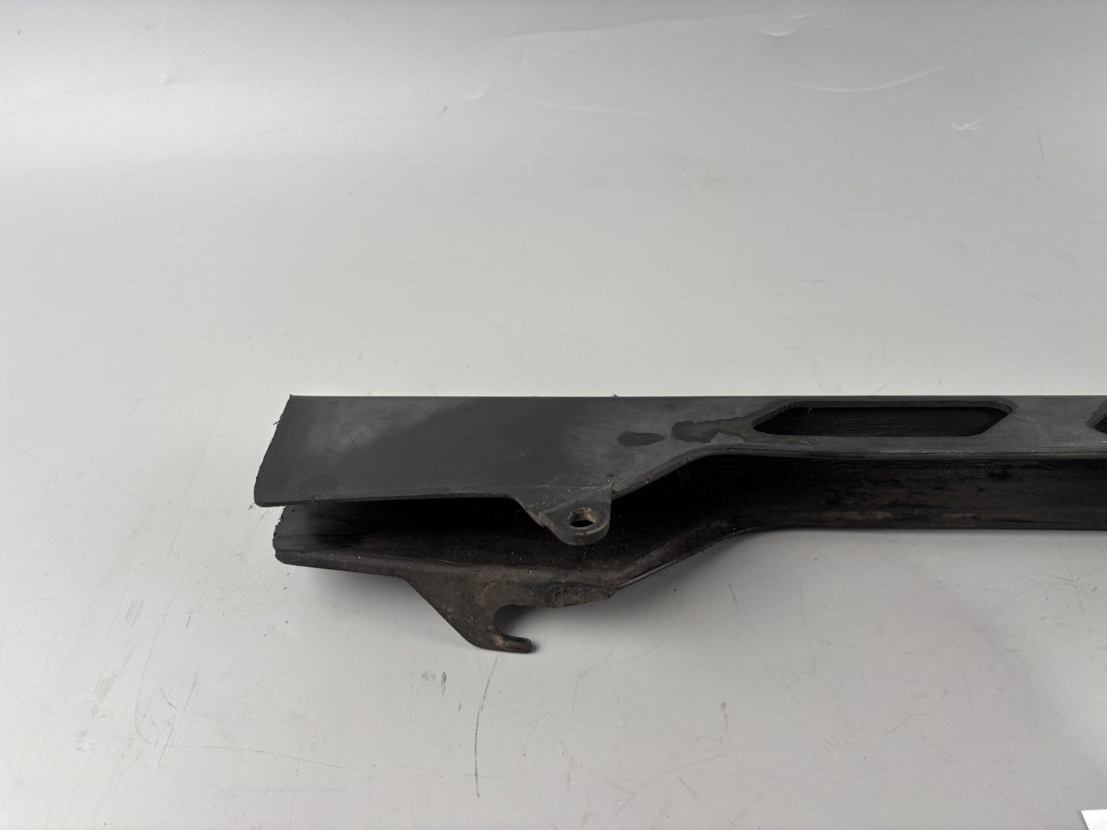 Honda VF 750 F RC15 Kettenschutz Chain Abdeckung Cover Verkleidung