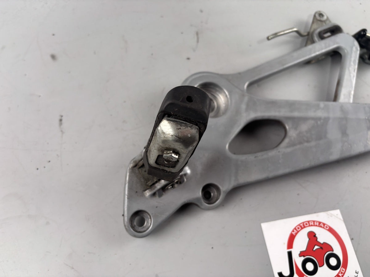 Honda SLR 650 Vigor FX 650 RD09 Fußrastenanlage Foot Step Hangers links left