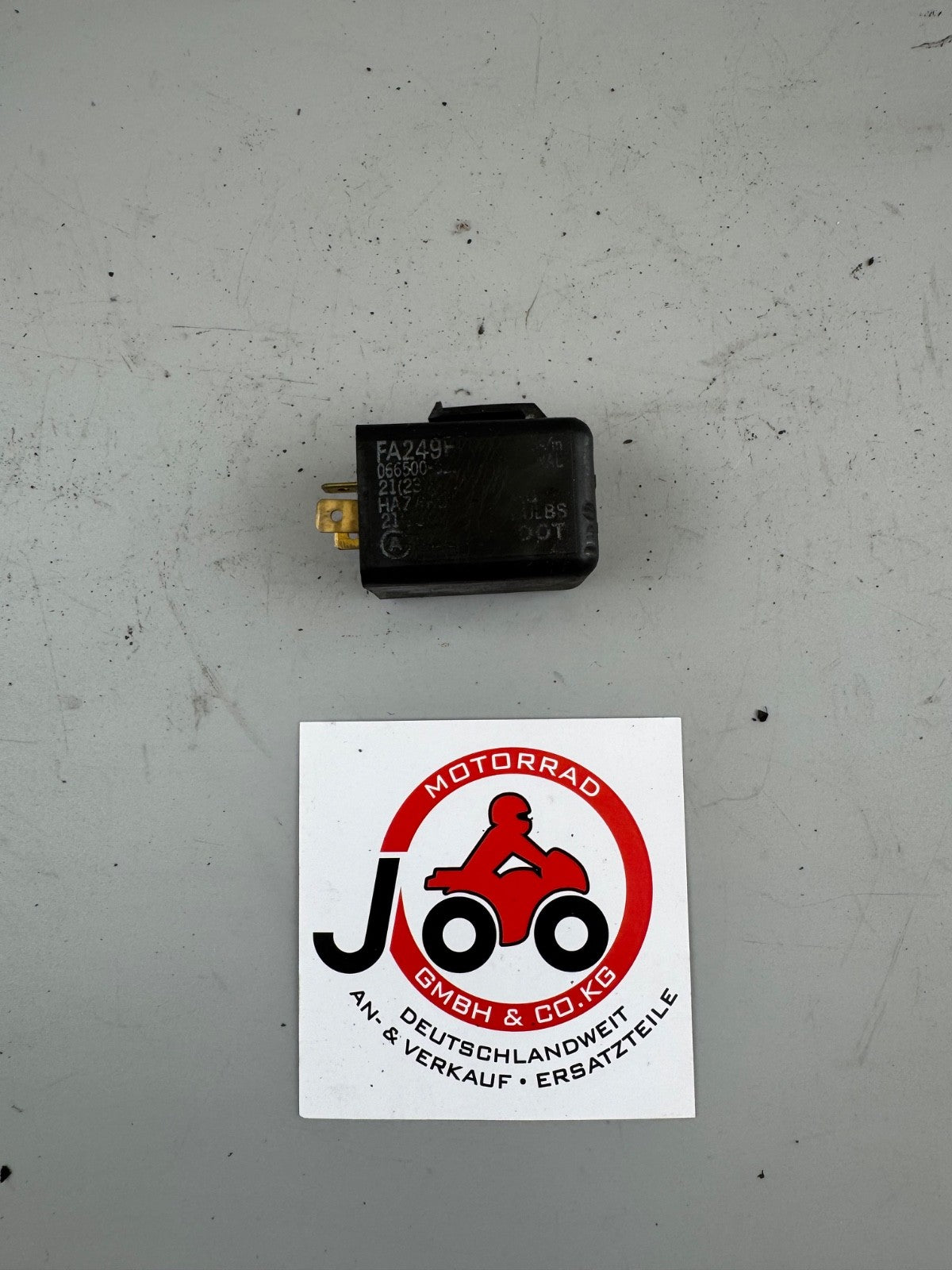 Suzuki DR 125 SF44A Blinkerrelais Relais Relay