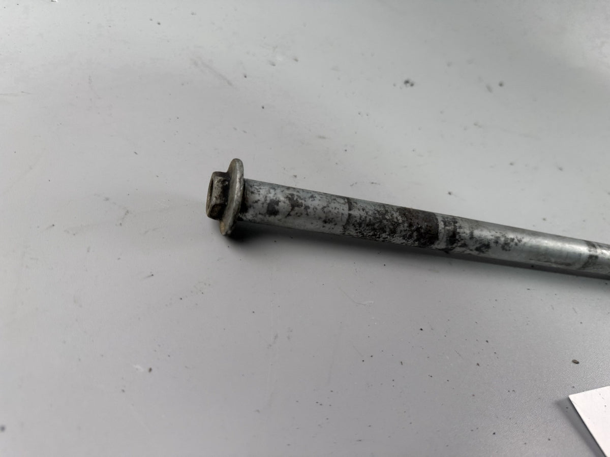 Kawasaki ZL600 Eliminator Achse Steckachse Hinterradachse