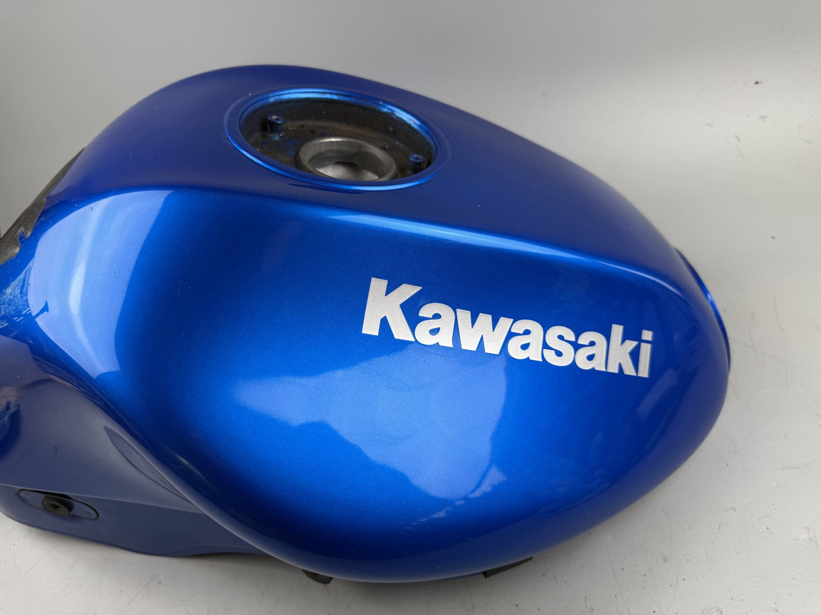 Kawasaki ER6F EX650A Tank Benzintank Treibstoff Kraftstoff Fuel Gasoline