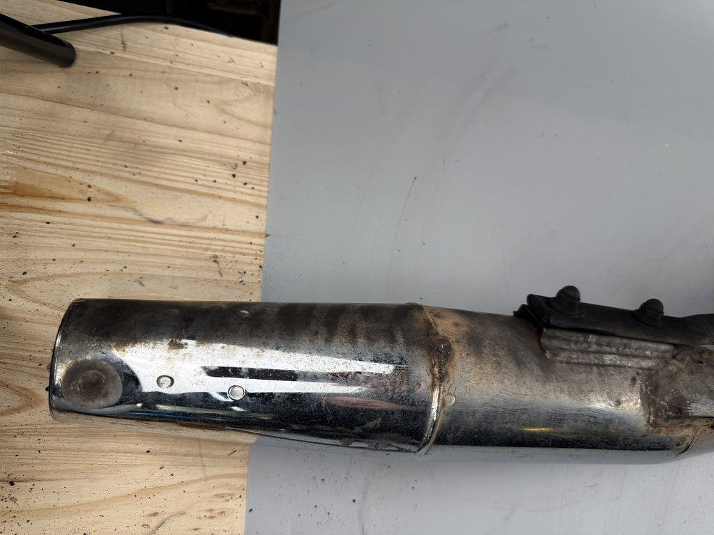 Honda VT600C Shadow Auspuffanlage Auspuff Exhaust Downpipe Schalldämpfer