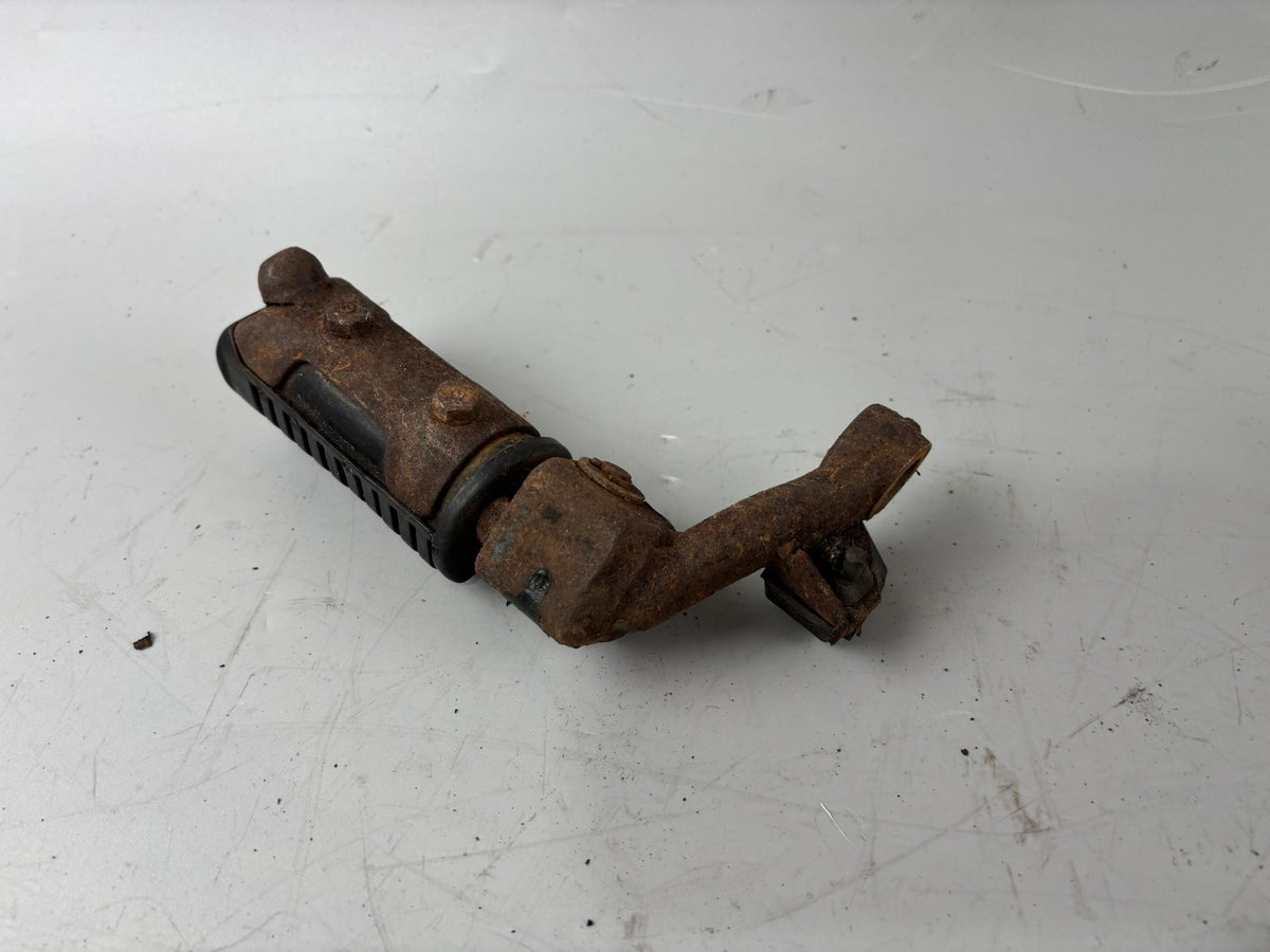 Honda GL1 GL1000 Goldwing Fahrerfußrasten Set Paar Hangers Steps Fußraste vorne