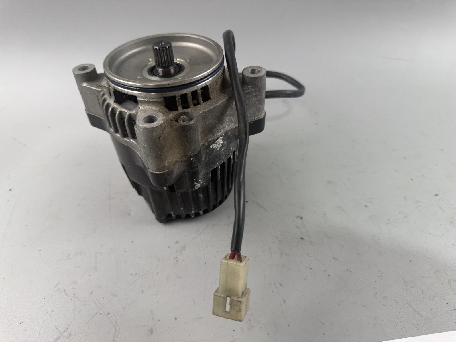 Yamaha XJR1300 RP02 Lima Lichtmaschine Lightmachine Generator