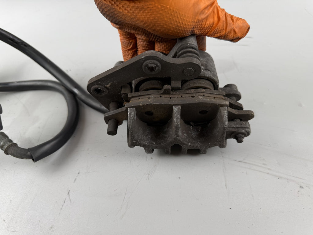 Kawasaki ZR-7 ZR750F Bremsanlage Brake Bremse Sattel Pumpe vorne front