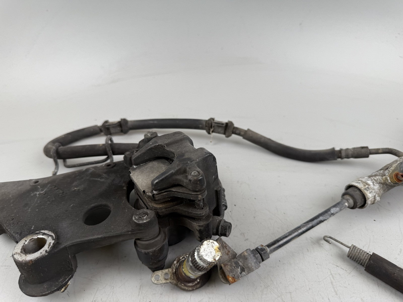 Honda CB750 Sevenfifty RC42 Bremsanlage Brake Bremse hinten back Sattel Pumpe