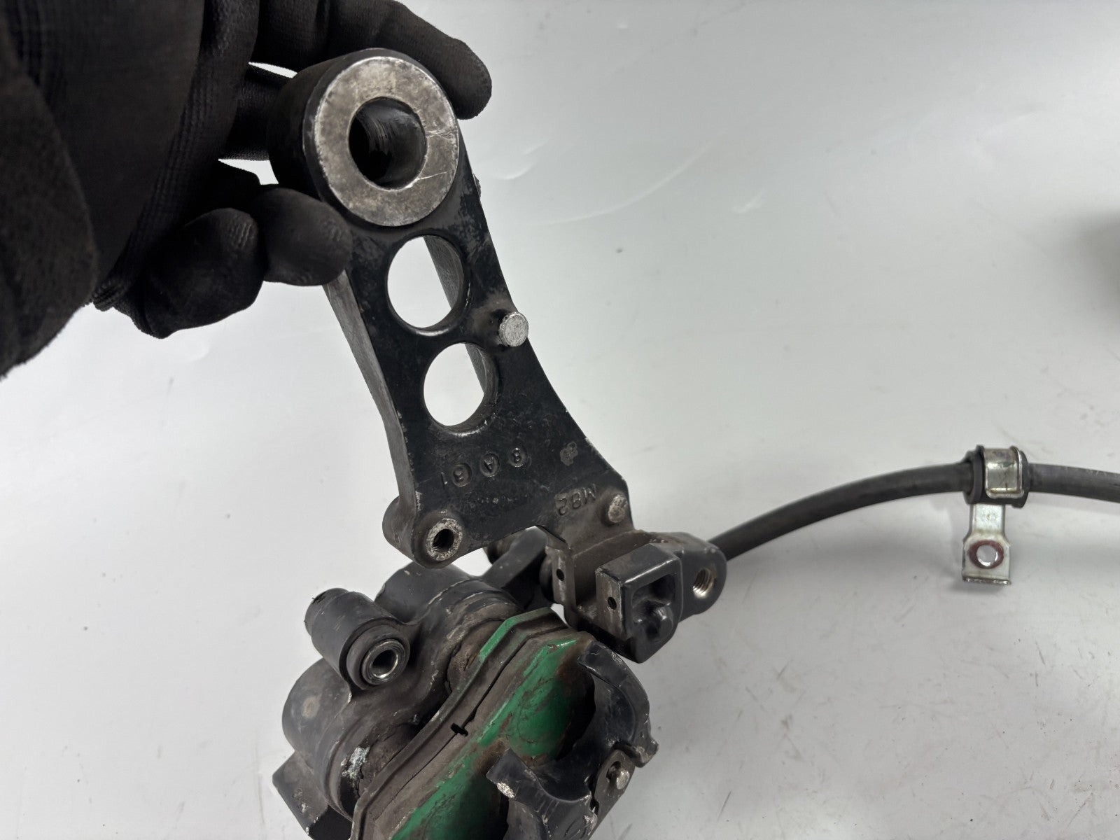 Honda VF 750 F RC15 Bremse Bremsanlage hinten back Sattel Pumpe Leitung