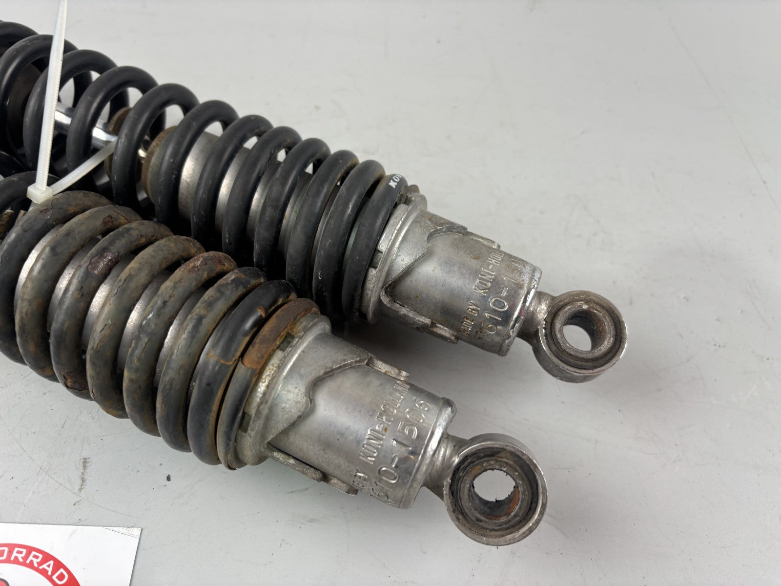 Yamaha XJ900 F 4BB Federbein Stoßdämpfer Fork Absorber Spring back hinten