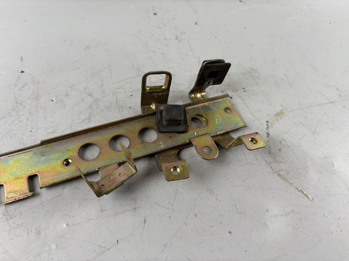 Yamaha FZS600 Fazer RJ02 Zündspulen Halterung Holder Ignition