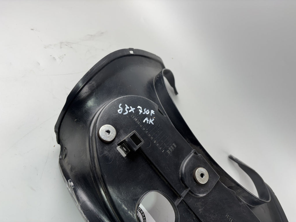 Suzuki GSX 750 F AK11 Verkleidung Cockpit Tachoverkleidung Innenabdeckung Cover