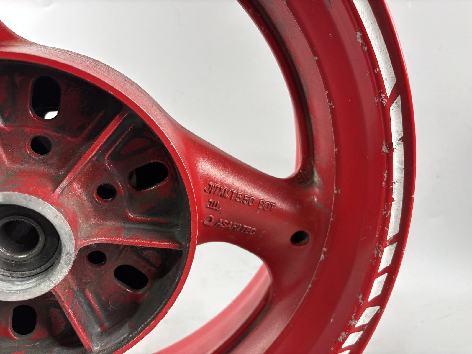 Suzuki GSX-R 750 W GR7BB Hinterradfelge Felge Rim Rad hinten back Reifen