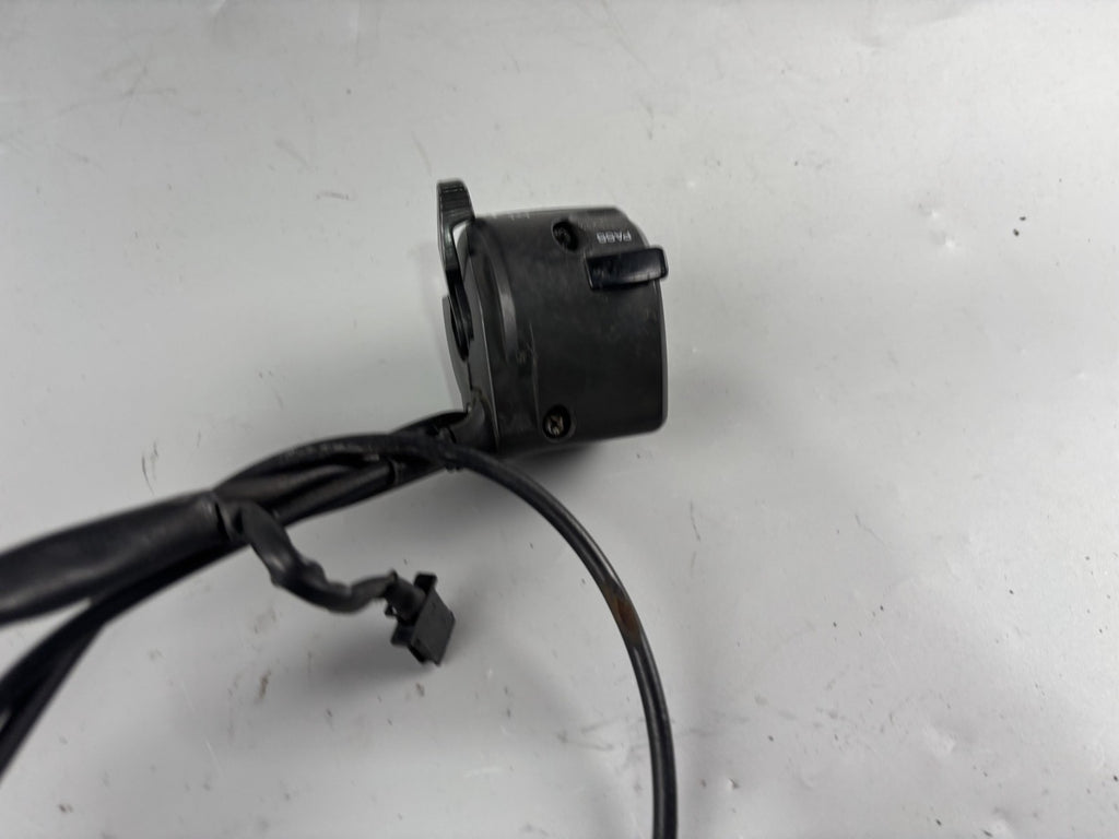 Kawasaki ZRX1100 ZRT10C Lenkerschalter Lenkerarmatur Switch Electric links left