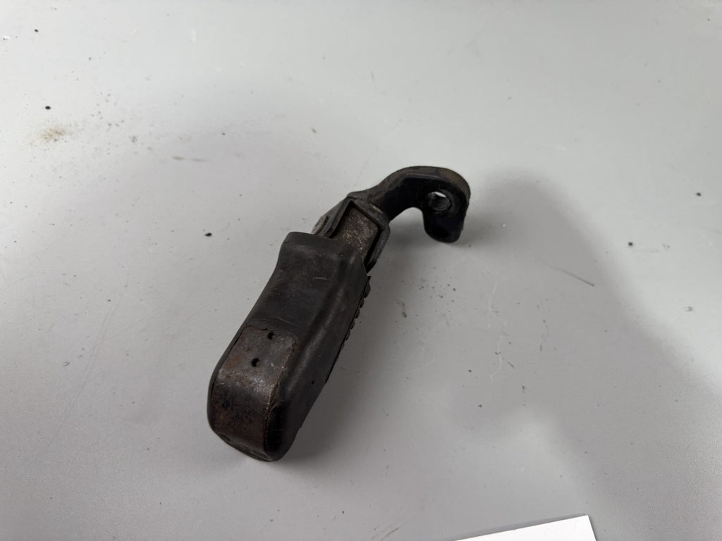 Yamaha XS 400 12E Fußraste Fahrerfußraste Foot Step Hangers links left