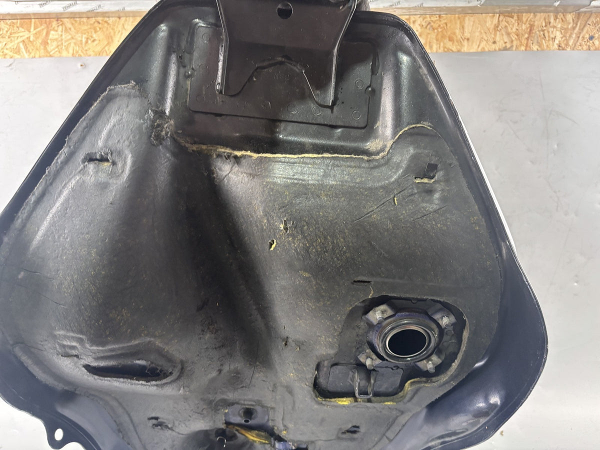 Honda CBR 1000F SC24 Tank Benzintank Kraftstofftank Fuel Gas Gasoline