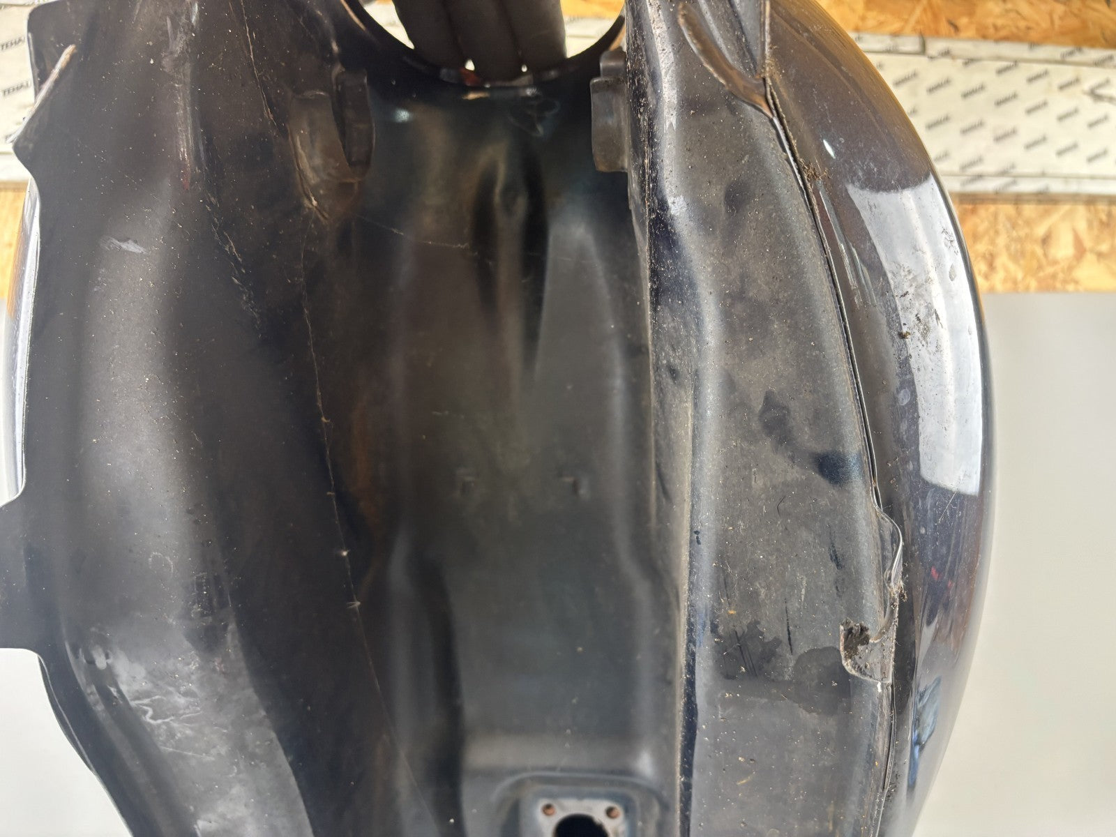 Yamaha XJ900 F 4BB Tank Benzintank Fuel Gas Kraftstoff Treibstoff