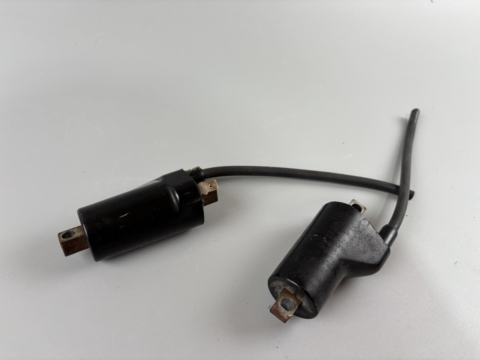 Suzuki GS 500 EU GM51B Zündspule Zündstecker Ignition