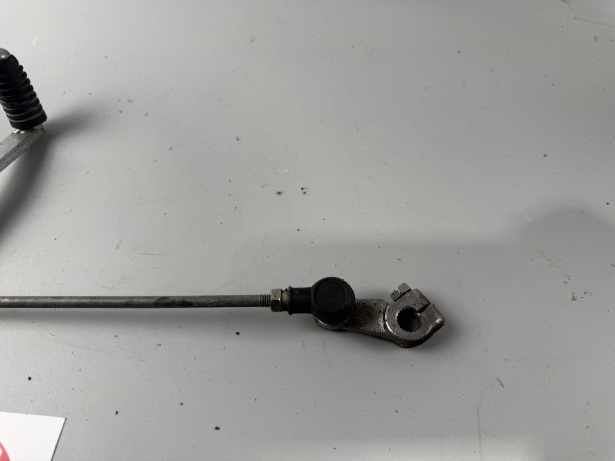 Suzuki GSF600 GN77B Bandit Schaltgestänge Schaltpedal Clutch Switch Engine